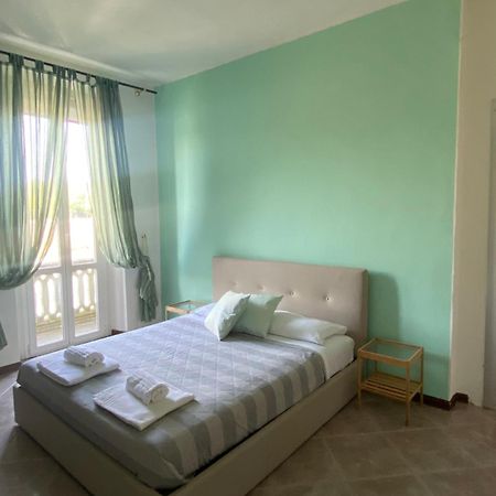 Appartement Domus Lungo Ticino à Pavie Extérieur photo